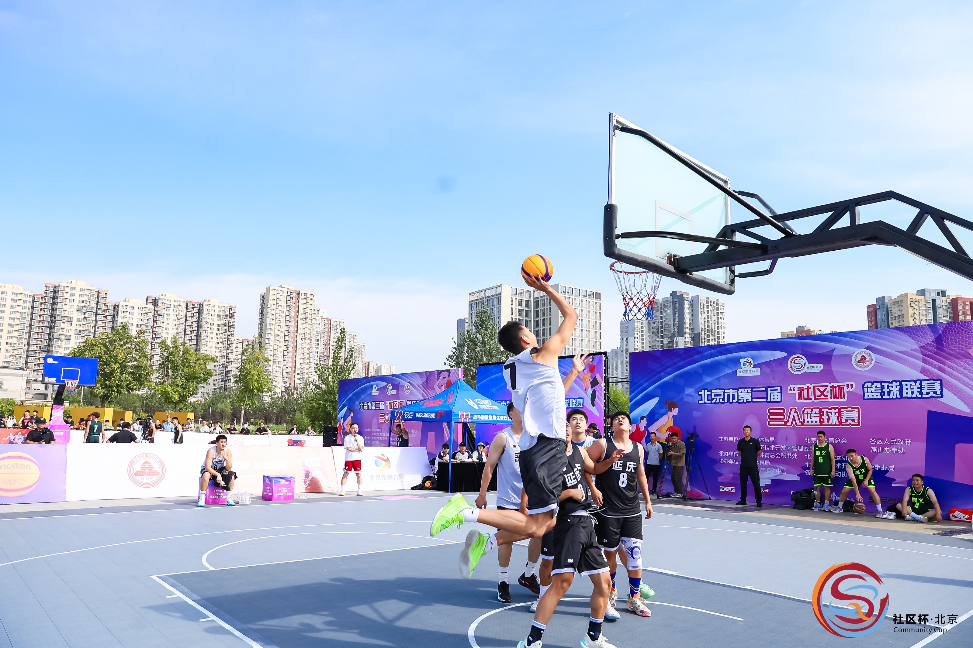 北京市第二届“社区杯”篮球联赛三人篮球赛开幕